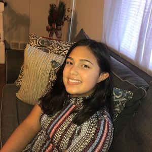 Meet your Posher, Kamila